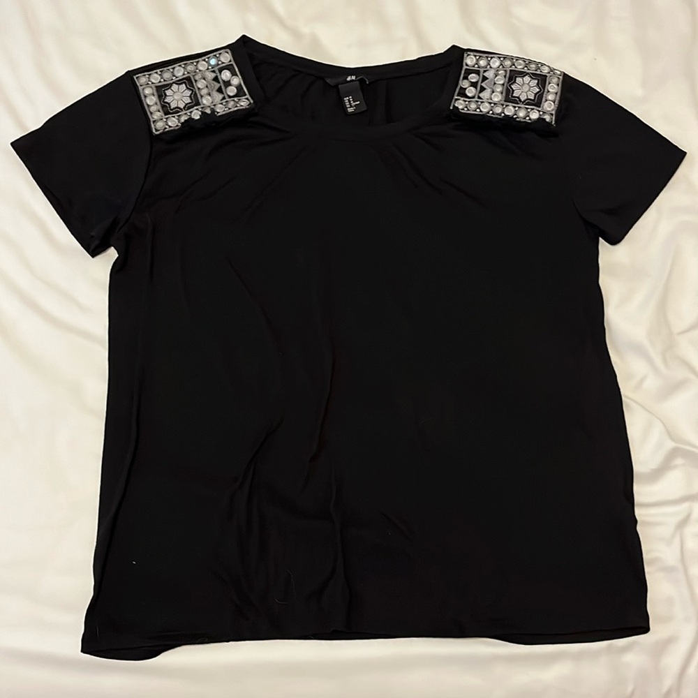 H&M Shirt with Shoulder Detail